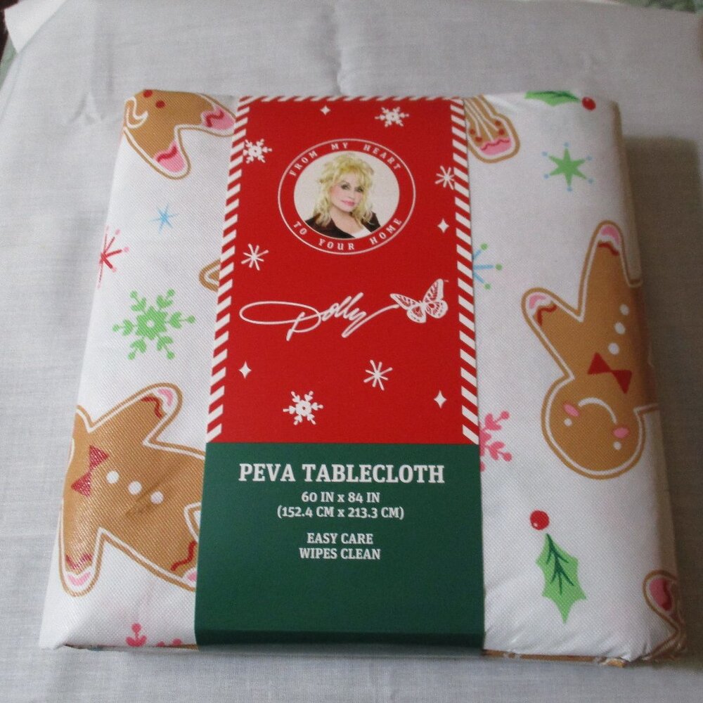 DG Dolly Parton Christmas Gingerbread Peva Tablecloth 60 x 84 NEW